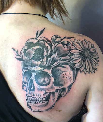 Jaisy Ayers (PORTLAND/MARICOPA) - skull flowers